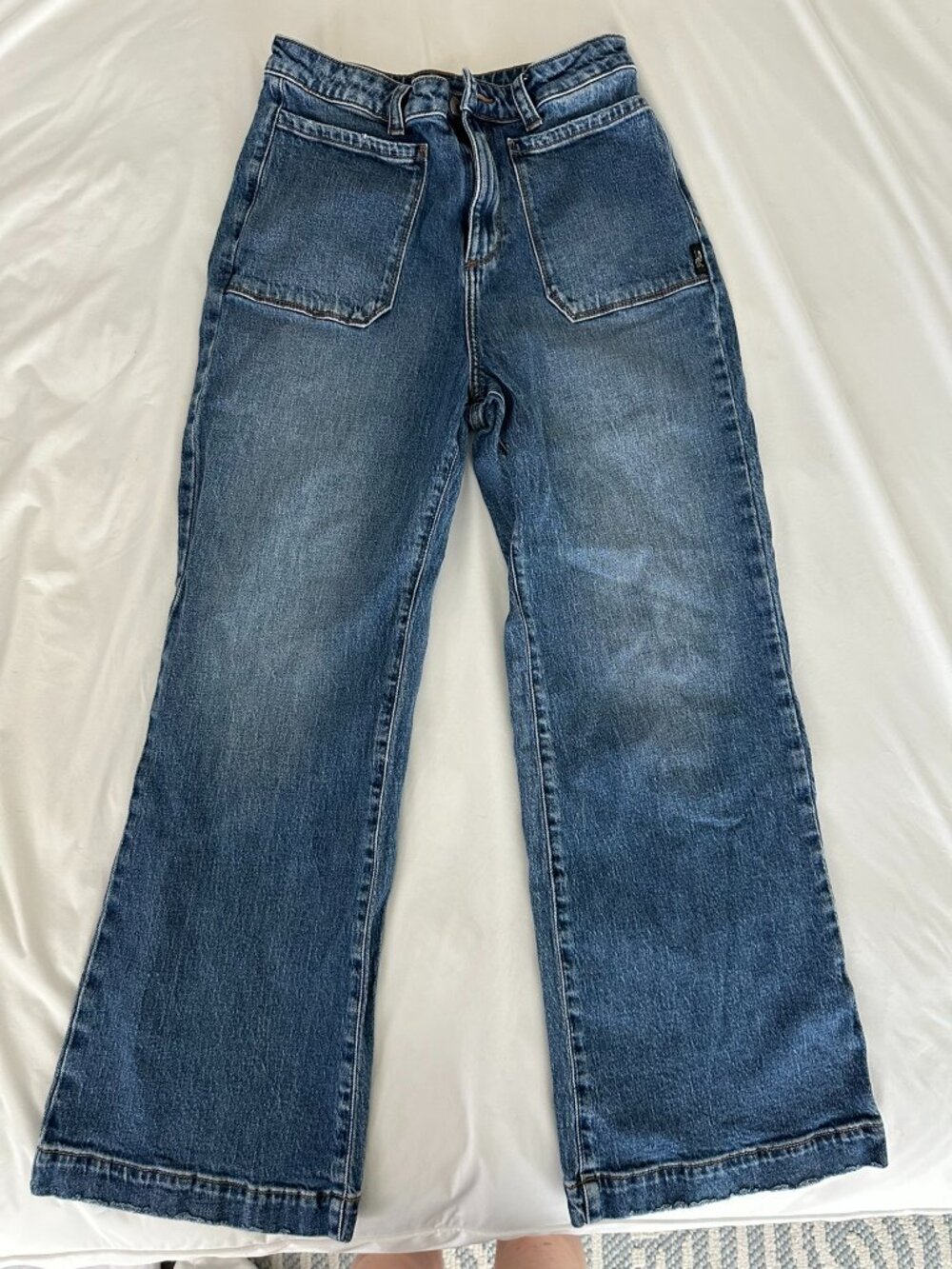 Silver Jeans Vintage Patch Pocket Wide Leg W28 L29 High Rise Raw Hem Med Wash